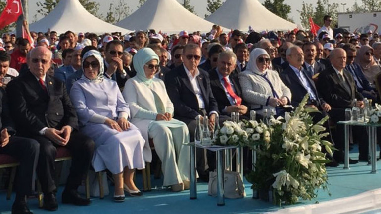 Yenikapı'daki mitinge kaç milyon kişi katıldı?